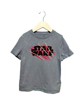⭐️ 5/$30 Gap Kids Star Wars T-Shirt size S